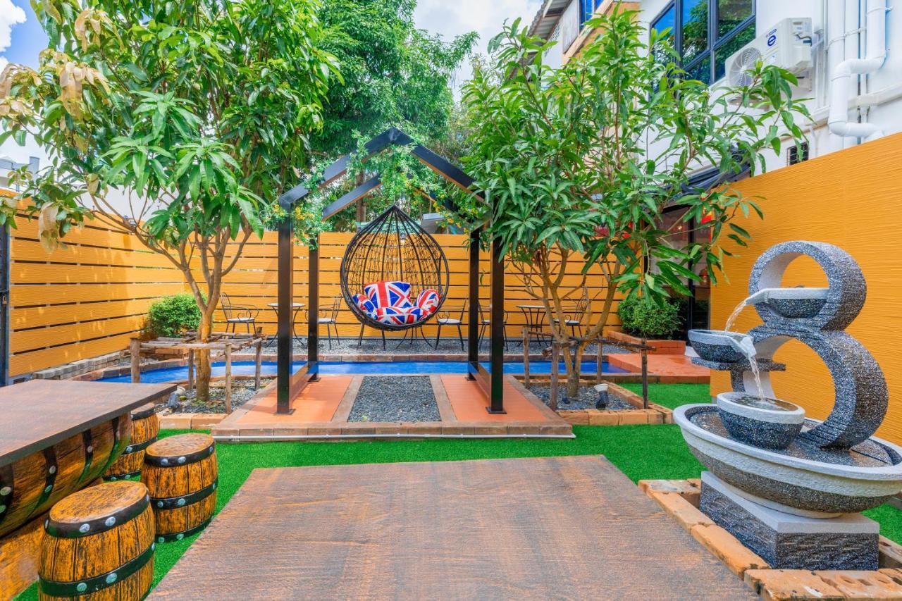 Marco Polo Phuket Poshtel & Bistro Hostel ภายนอก รูปภาพ