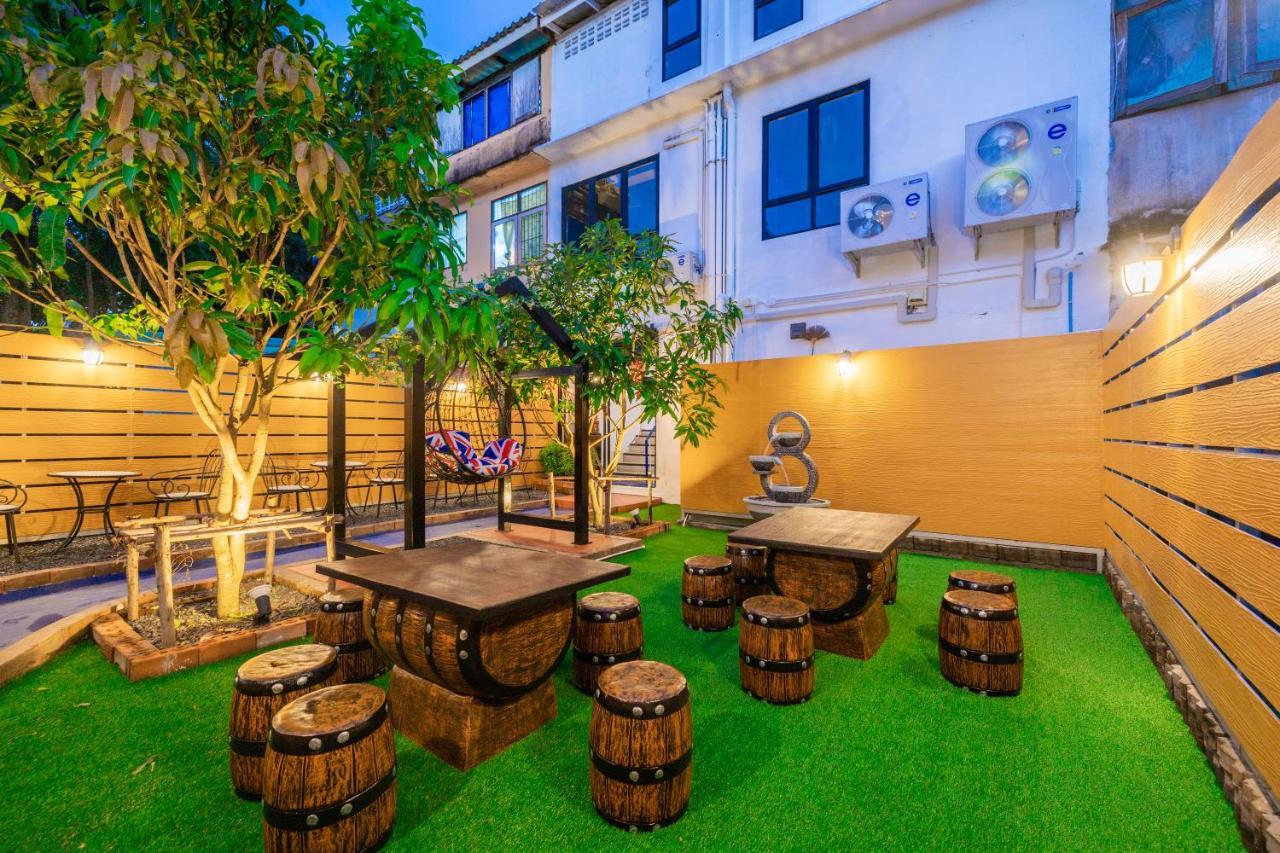 Marco Polo Phuket Poshtel & Bistro Hostel ภายนอก รูปภาพ